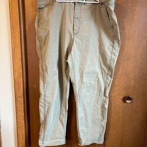 Old Navy women’s Chinos